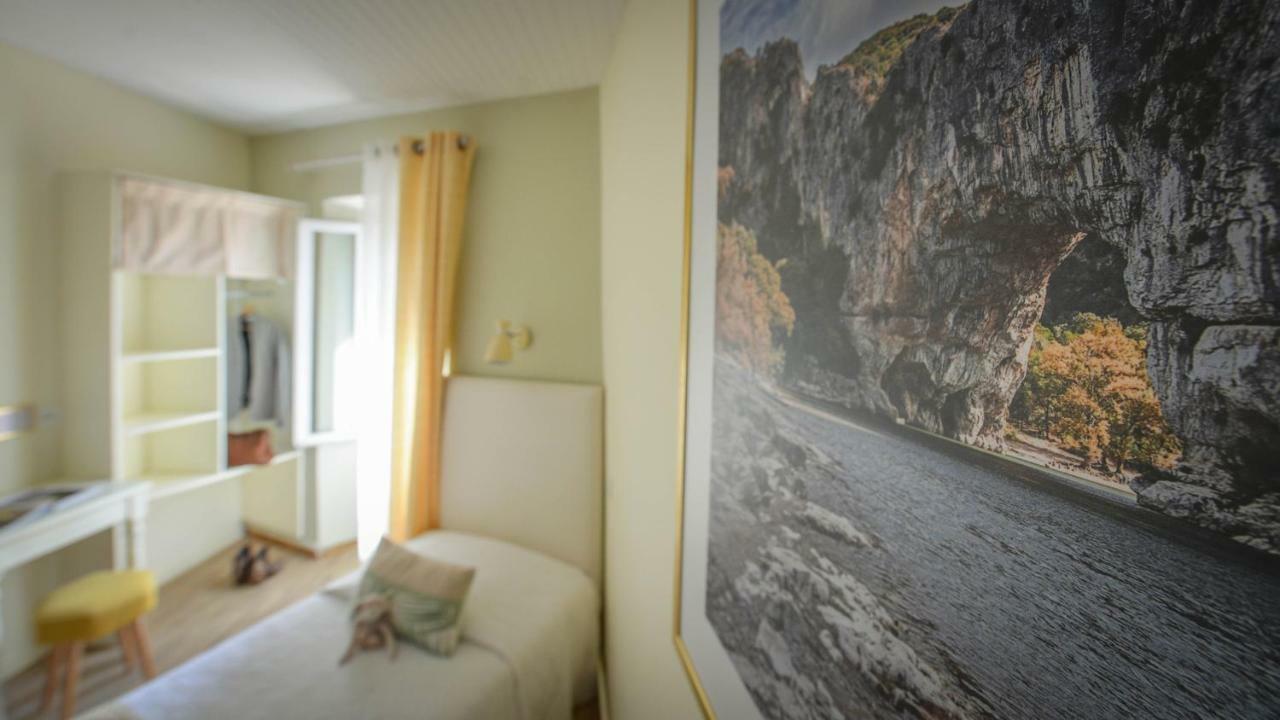 Chez Laurette Bed & Breakfast Saint-Remeze