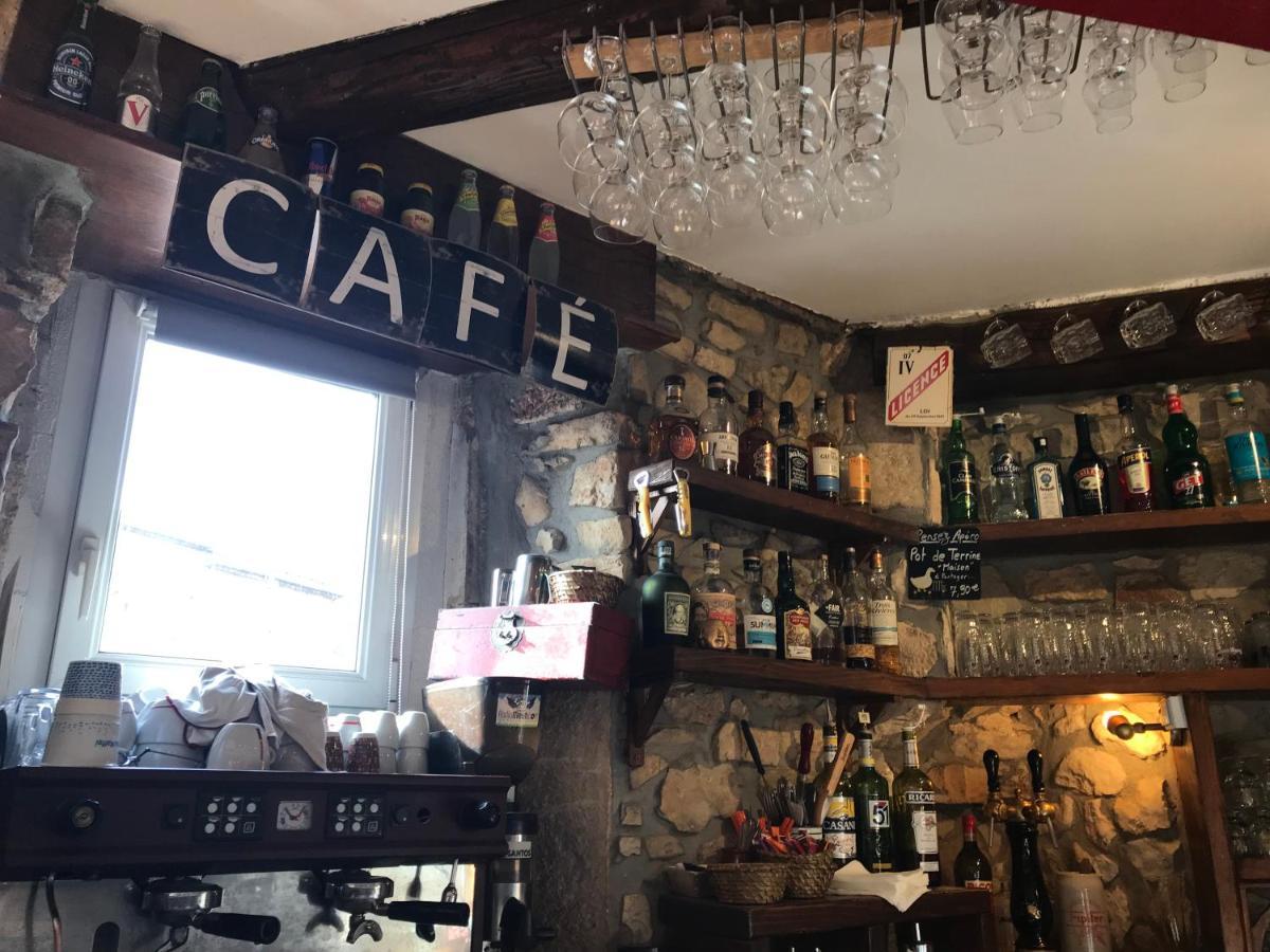 Chez Laurette * Saint-Remeze